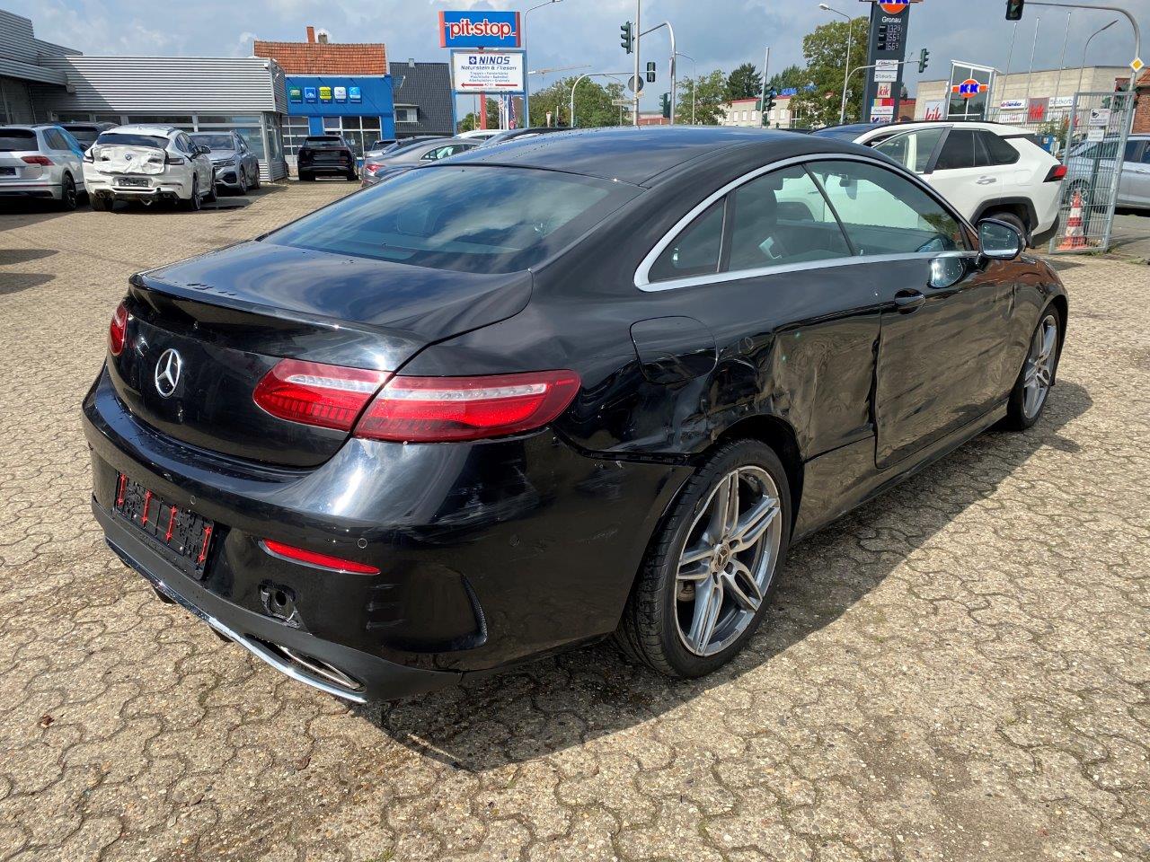 Meinunfallauto Mercedes Benz E200 Coupe Amg Line