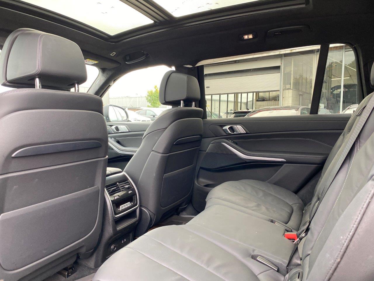 MEINUNFALLAUTO BMW X7 xDrive40d 7 Sitzer LED HeadUp Display Pro